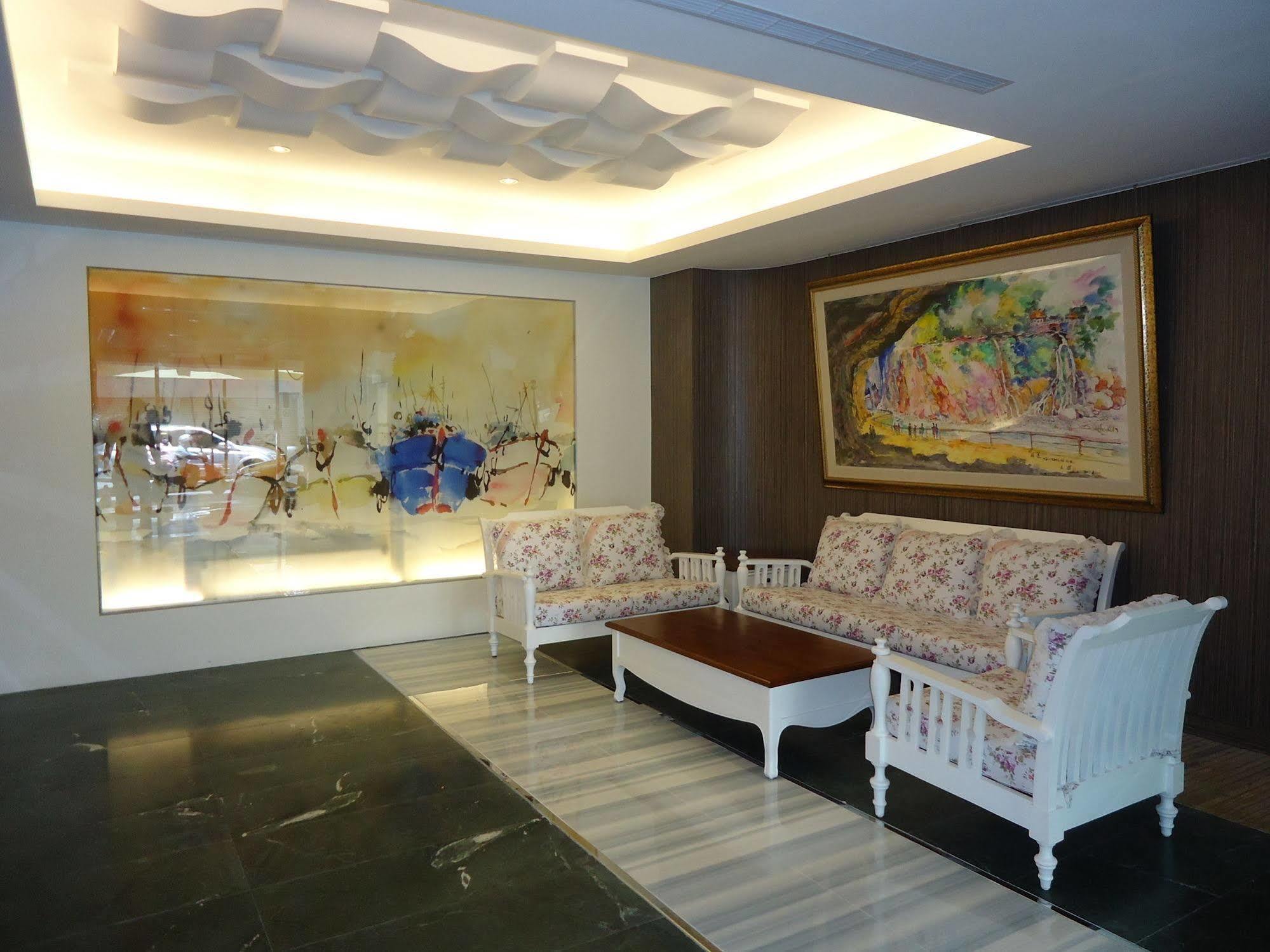 Roaders Hotel Hualien Dongda מראה חיצוני תמונה