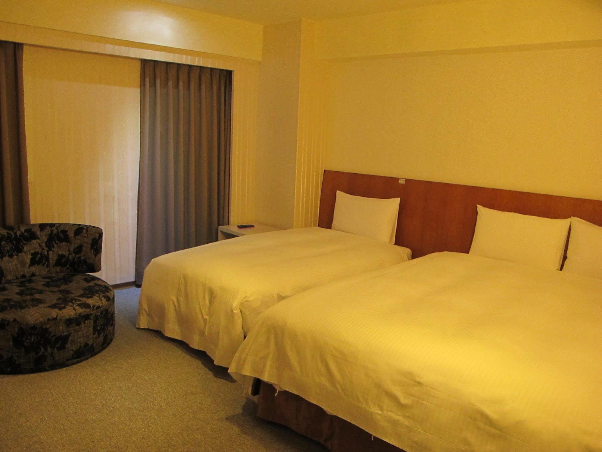 Roaders Hotel Hualien Dongda מראה חיצוני תמונה