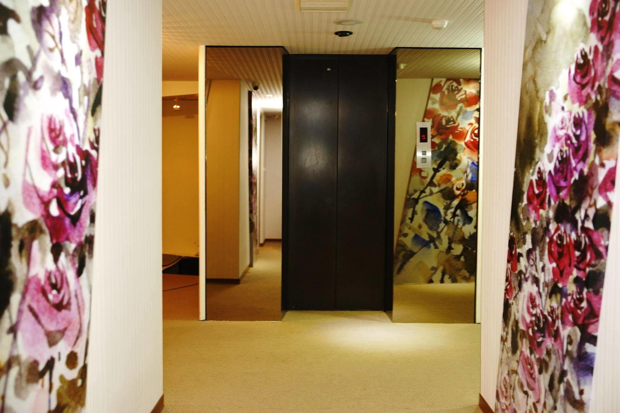 Roaders Hotel Hualien Dongda מראה חיצוני תמונה